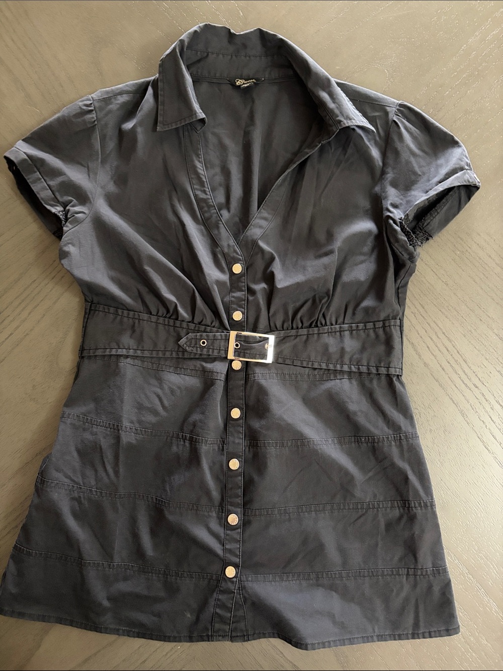 Guess Women’s Short-Sleeve Button Front Belted Top - Black size M